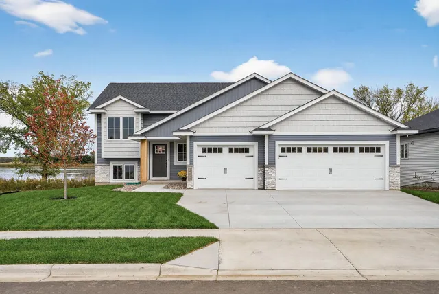 $499,900 | 26321 Preserve Drive, Elko New Market, MN 55020