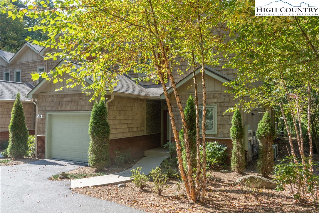 164 LINDALE Ridge, Unit 4 Boone, NC 28607 - Photo 1 of 28 Gallery Image 1