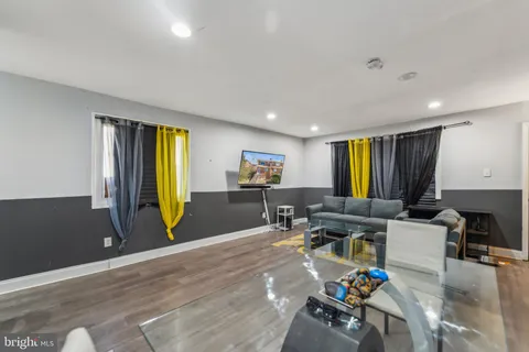 $260,000 | 818 Neptune Avenue, Oxon Hill, MD 20745