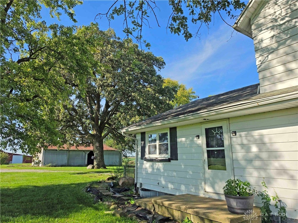 7001 Neil Road London, OH 43140 - Photo 11 of 41 Gallery Image 11