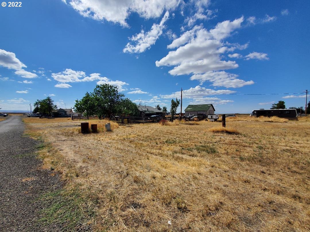 55660 Kent Road Kent, OR 97033 - Photo 1 of 19 Gallery Image 1