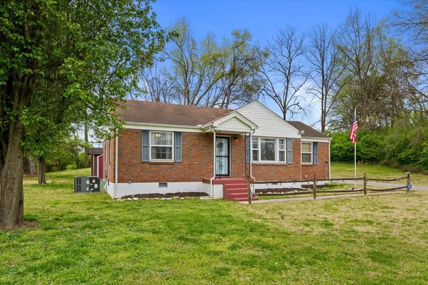 $388,000 | 3107 Crosswood Drive, Nashville, TN 37214