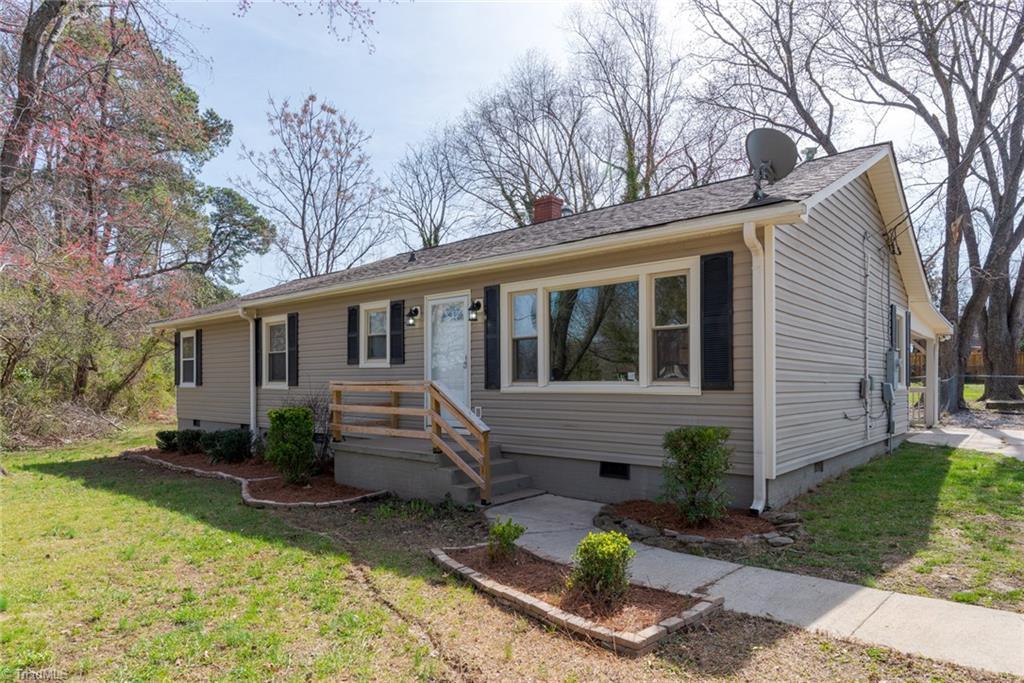 3819 Rolling Road High Point, NC 27265 - Photo 1 of 42