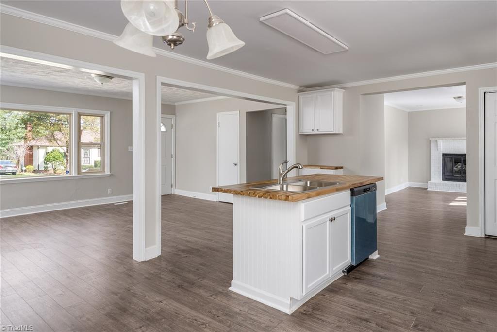 3819 Rolling Road High Point, NC 27265 - Photo 16 of 42