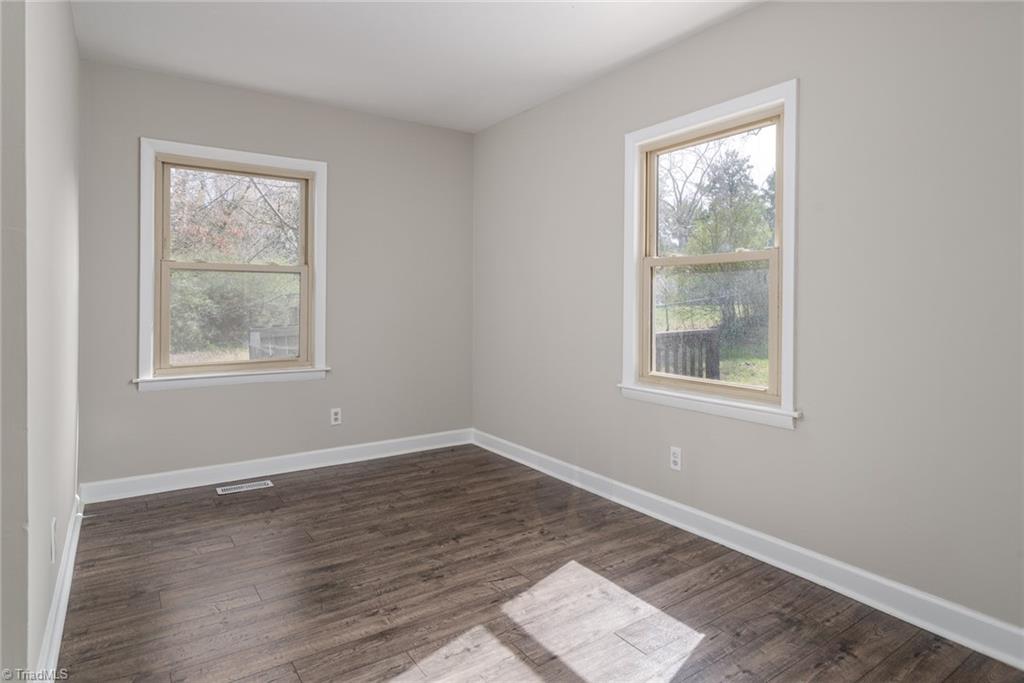 3819 Rolling Road High Point, NC 27265 - Photo 23 of 42