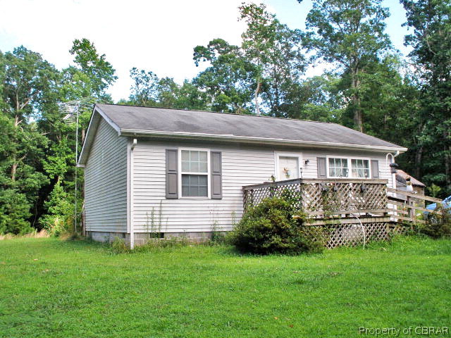 7744 Wagon Run Road Gloucester, VA 23061 - Photo 22 of 28