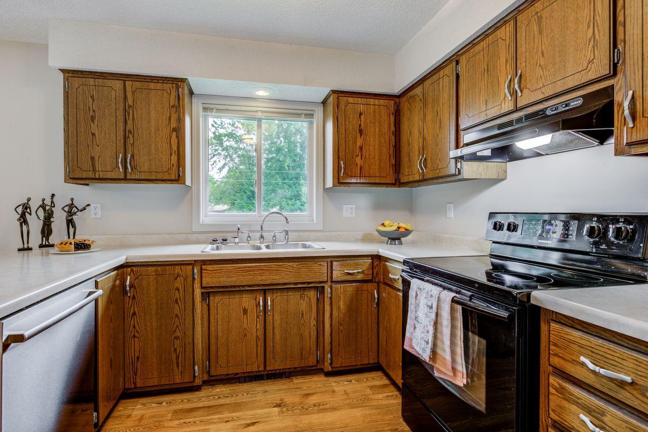 1512 Cypress Road St. Cloud, MN 56303 - Photo 8 of 21 Gallery Image 8