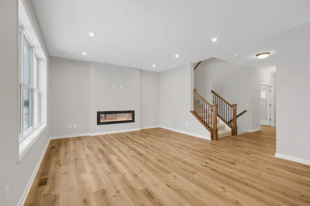 $599,990 | 1943 Sparrow Drive, Shakopee, MN 55379