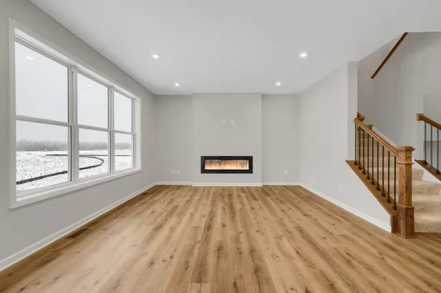 $599,990 | 1943 Sparrow Drive, Shakopee, MN 55379