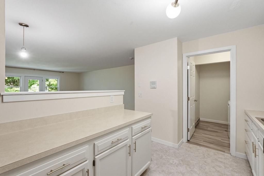 44 Evergreen Road, Unit 302 Northampton, MA 01053 - Photo 13 of 28