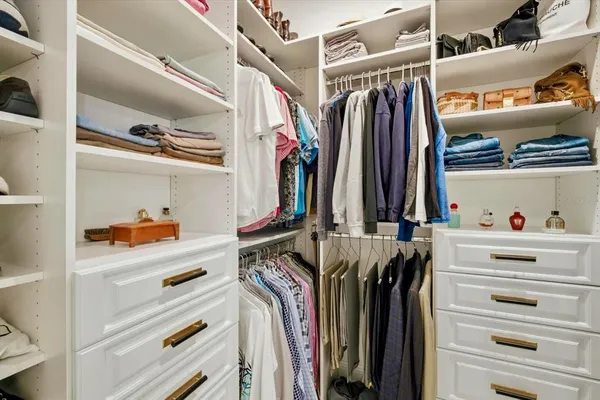 $1,100,000 | 4203 5th Avenue Northeast, Bradenton, FL 34208