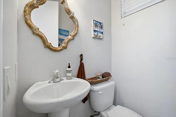 $1,100,000 | 4203 5th Avenue Northeast, Bradenton, FL 34208