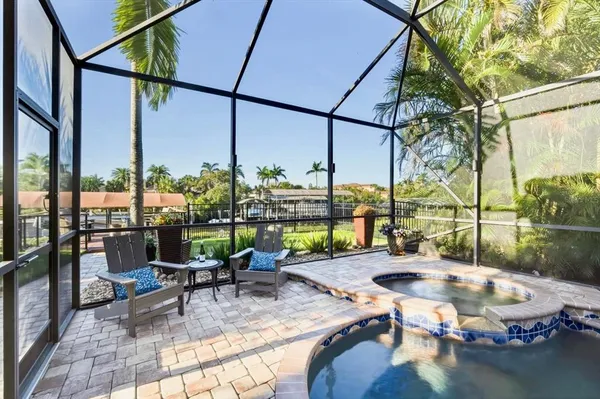 $1,100,000 | 4203 5th Avenue Northeast, Bradenton, FL 34208