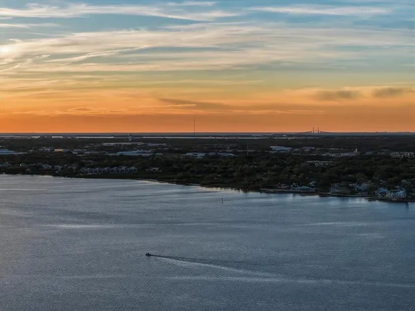 $1,100,000 | 4203 5th Avenue Northeast, Bradenton, FL 34208