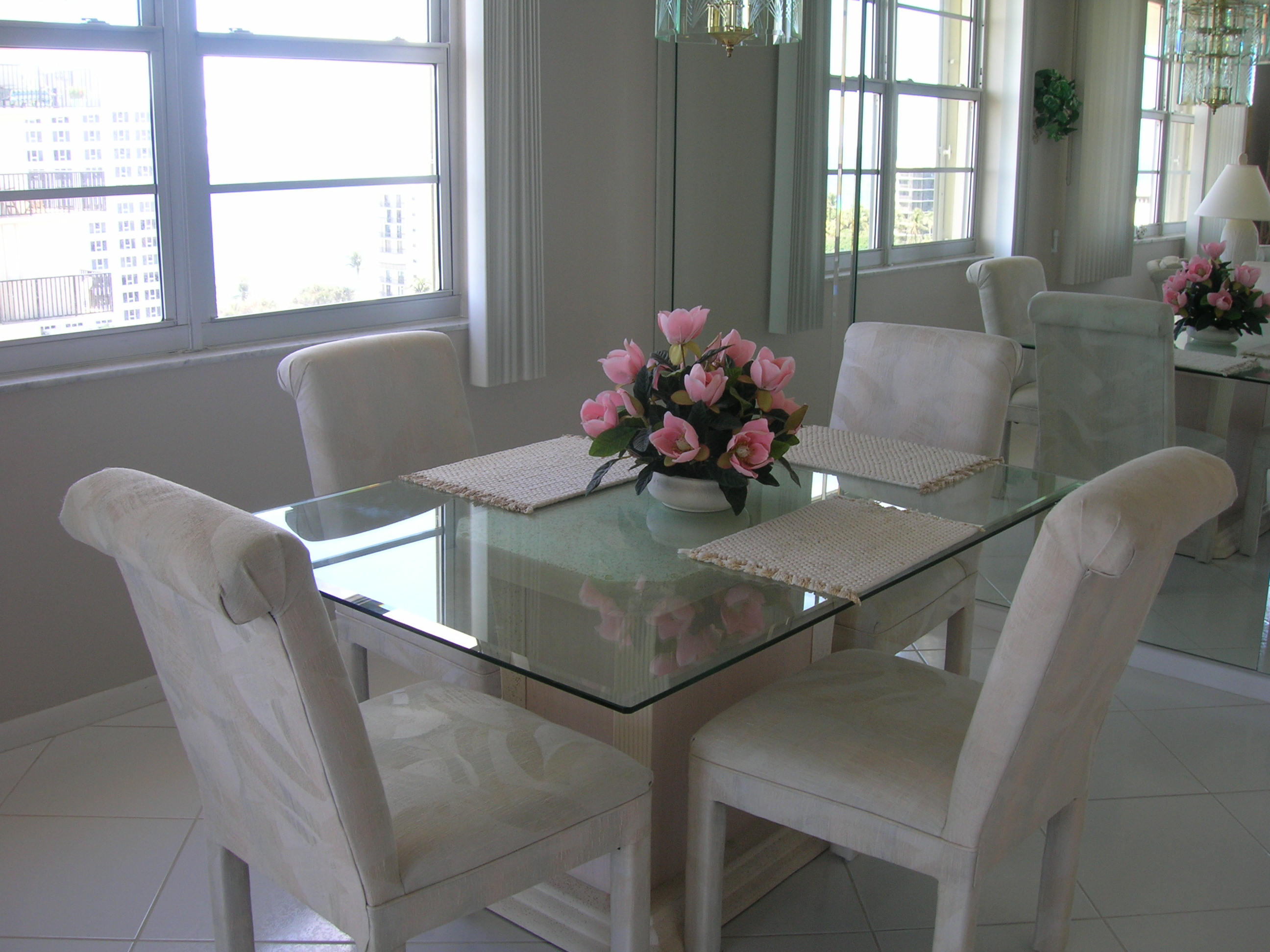 2121 North Ocean Boulevard, Unit 1402W Boca Raton, FL 33431 - Photo 11 of 44 DINING AREA