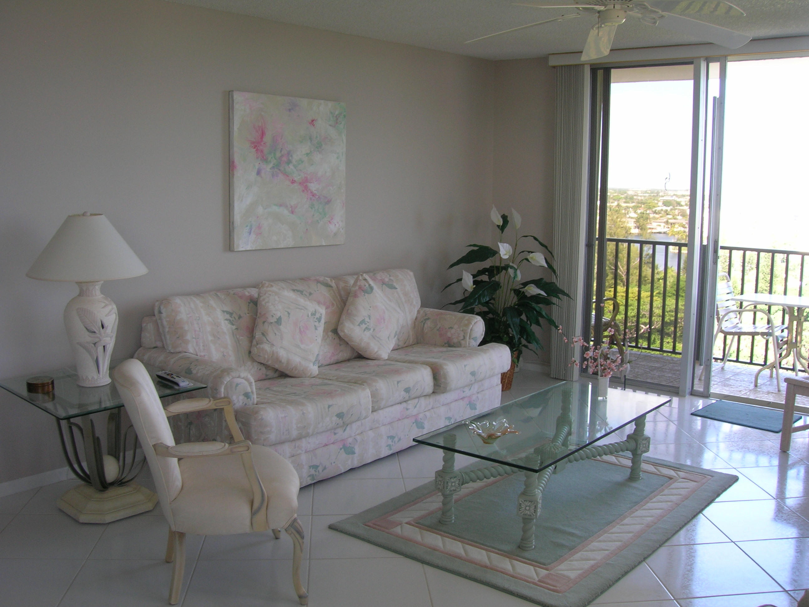 2121 North Ocean Boulevard, Unit 1402W Boca Raton, FL 33431 - Photo 8 of 44 LIVING ROOM AREA