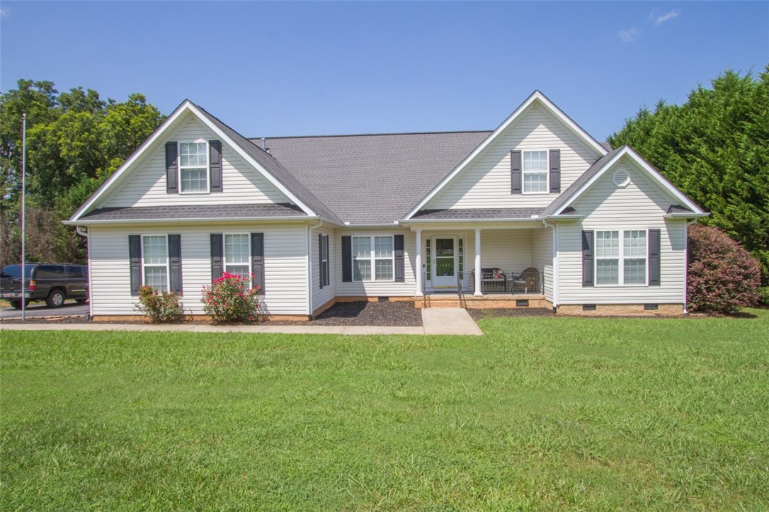 1424 Crestview Road Anderson, SC 29621 - Photo 1 of 48 Gallery Image 1