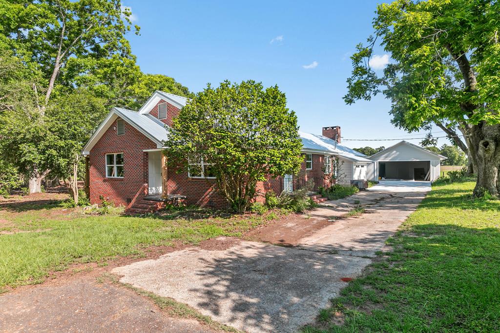 164 Geiger Road Headland, AL 36345 - Photo 1 of 27 Main View