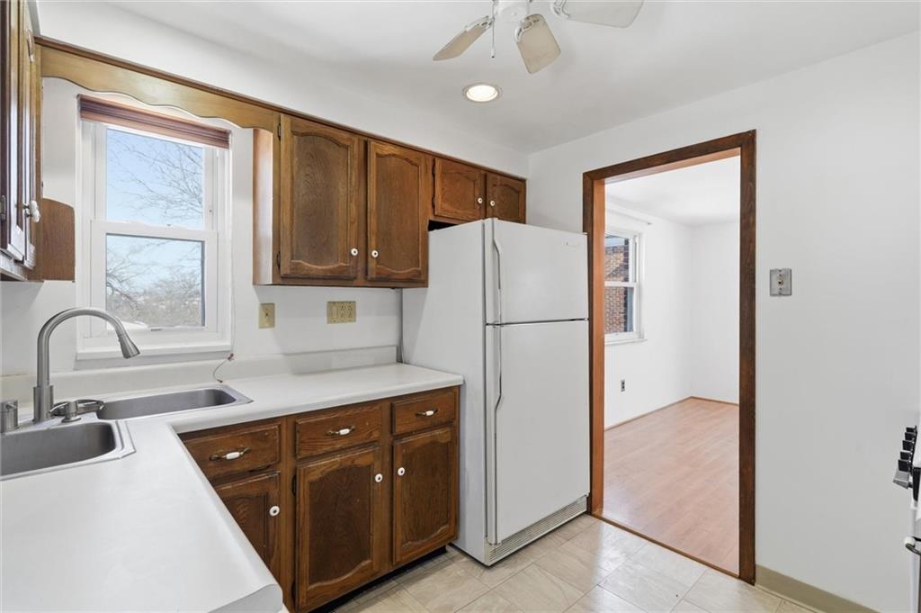 543 Old Farm Road Pittsburgh, PA 15234 - Photo 16 of 44 Gallery Image 16