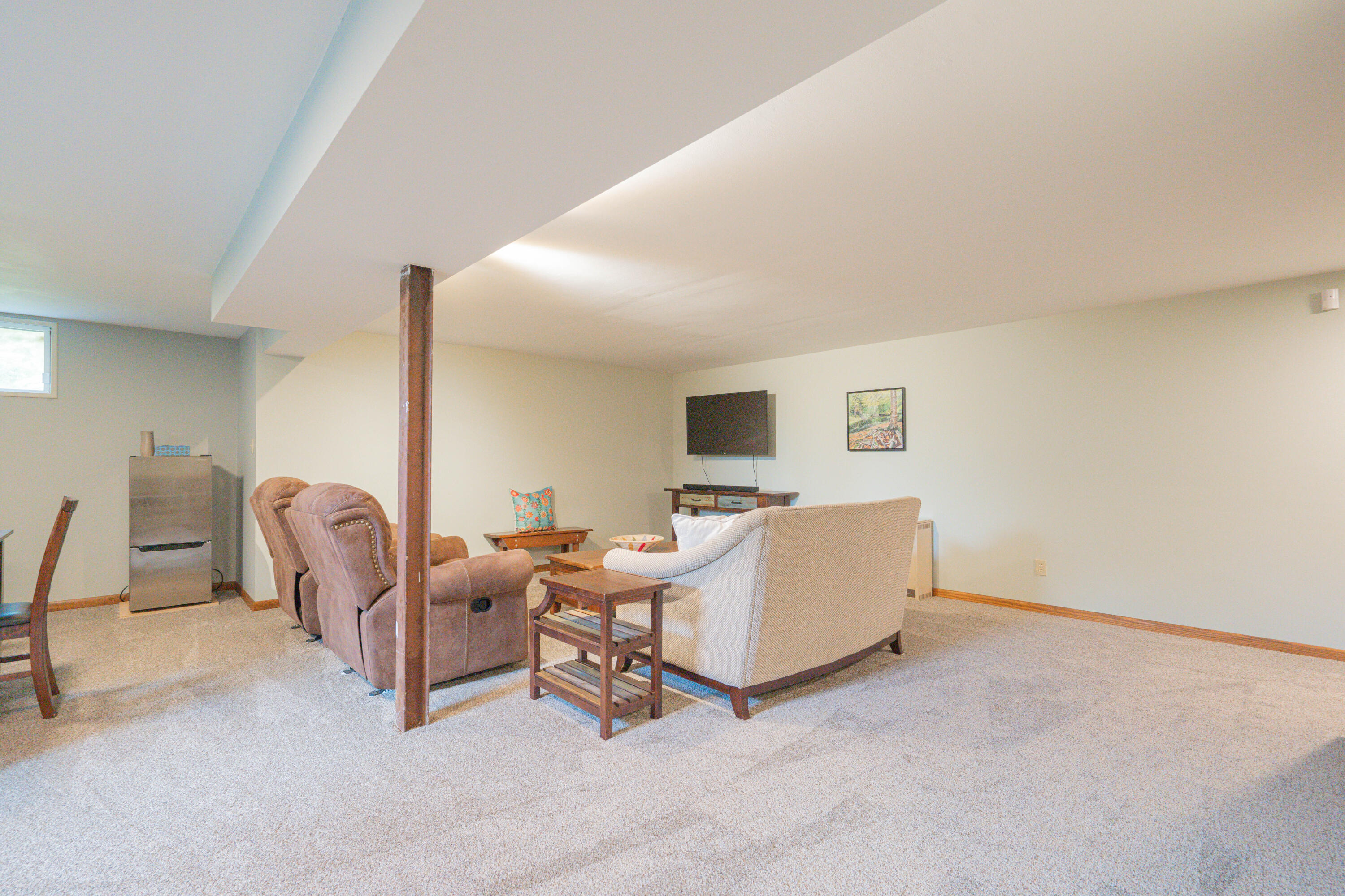 507 Shadowbrook Drive Tunkhannock, PA 18657 - Photo 40 of 57 a living room with furniture and a window
