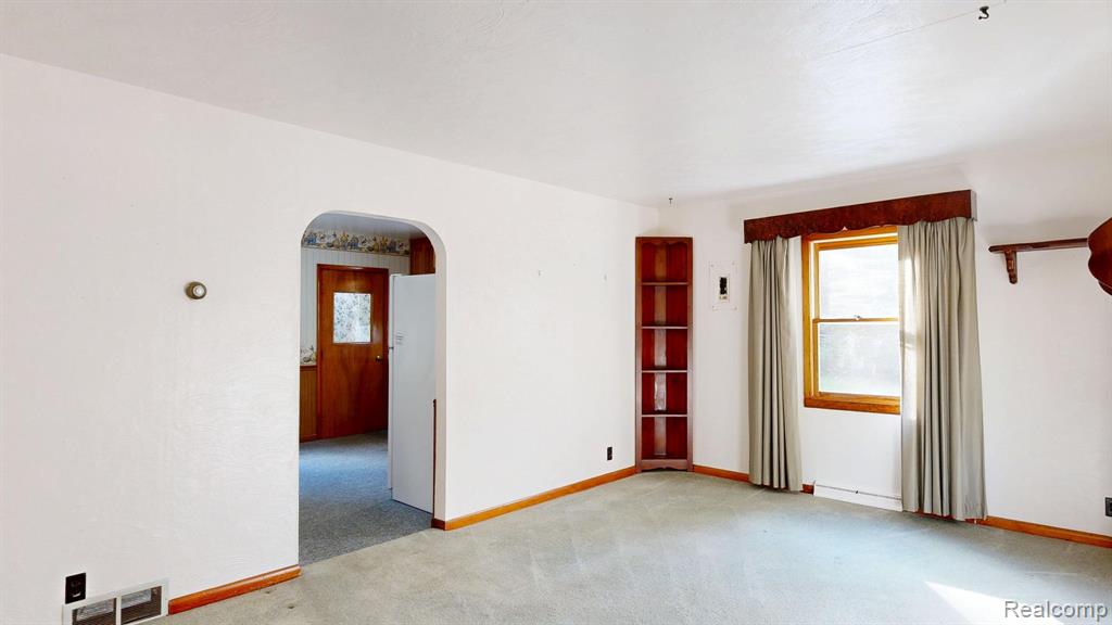 6444 Lucas Road Flint, MI 48506 - Photo 10 of 49