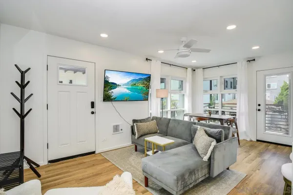 $4,200 | 805 Dover Court, San Diego, CA 92109