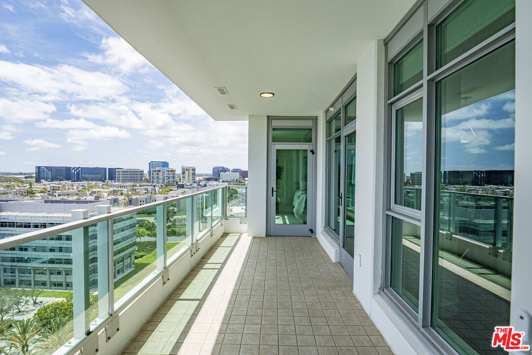 3141 Michelson Drive, Unit 1506 Irvine, CA 92612 - Photo 20 of 51 Gallery Image 20