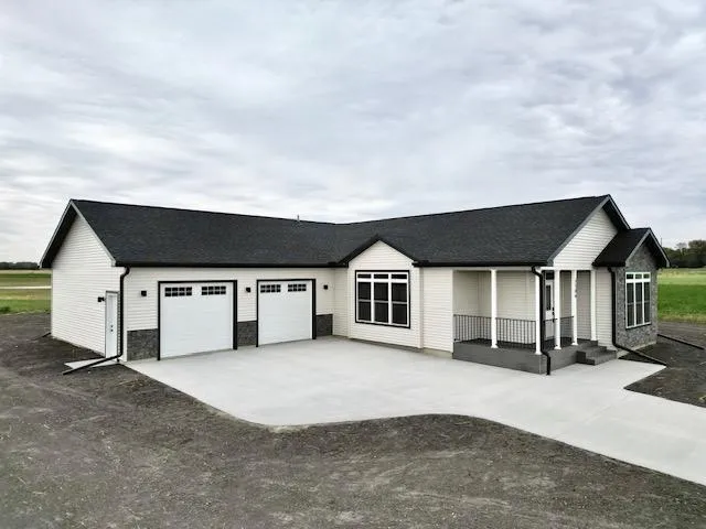 $399,900 | 1106 Sunflower Road, Redwood Falls, MN 56283
