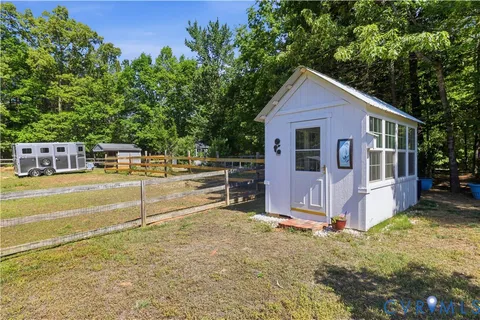 $629,000 | 4005 West Chapel Drive, Goochland, VA 23063
