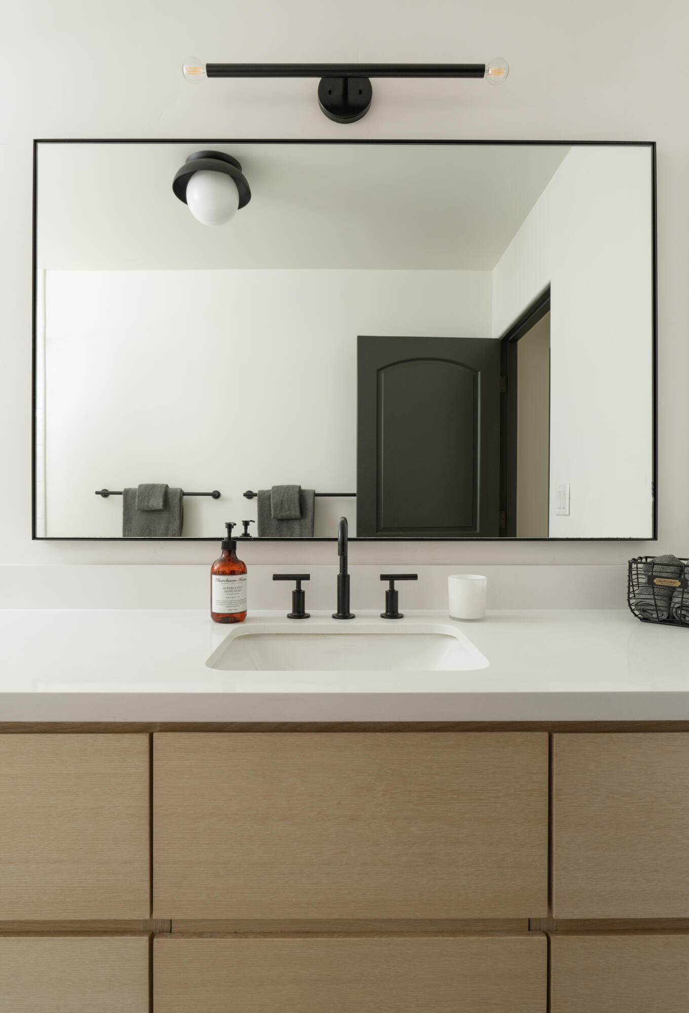 1011 Rinconada Road, Unit G Santa Barbara, CA 93101 - Photo 22 of 31 a bathroom with a sink and a mirror
