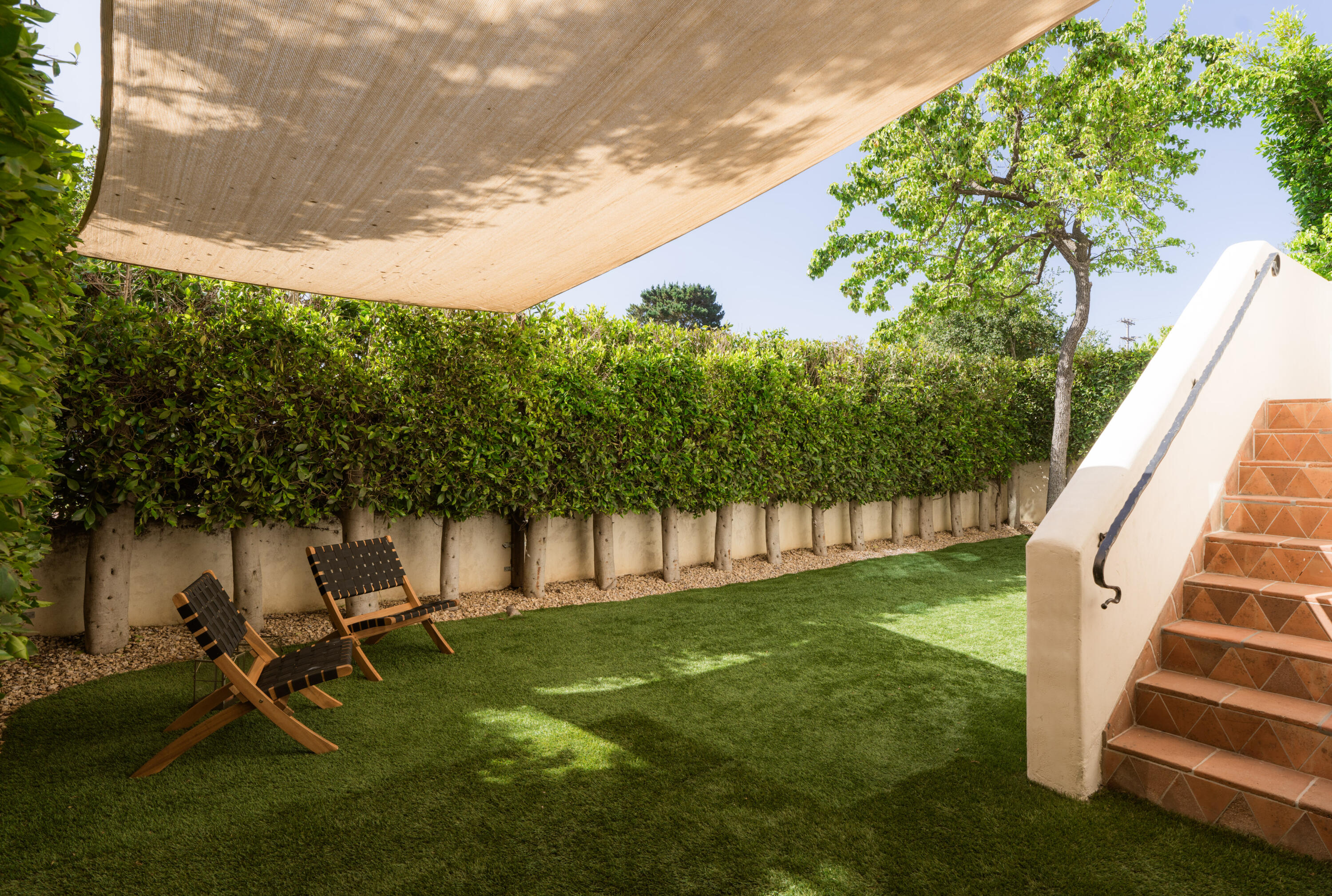 1011 Rinconada Road, Unit G Santa Barbara, CA 93101 - Photo 24 of 31 a view of a backyard with sitting area