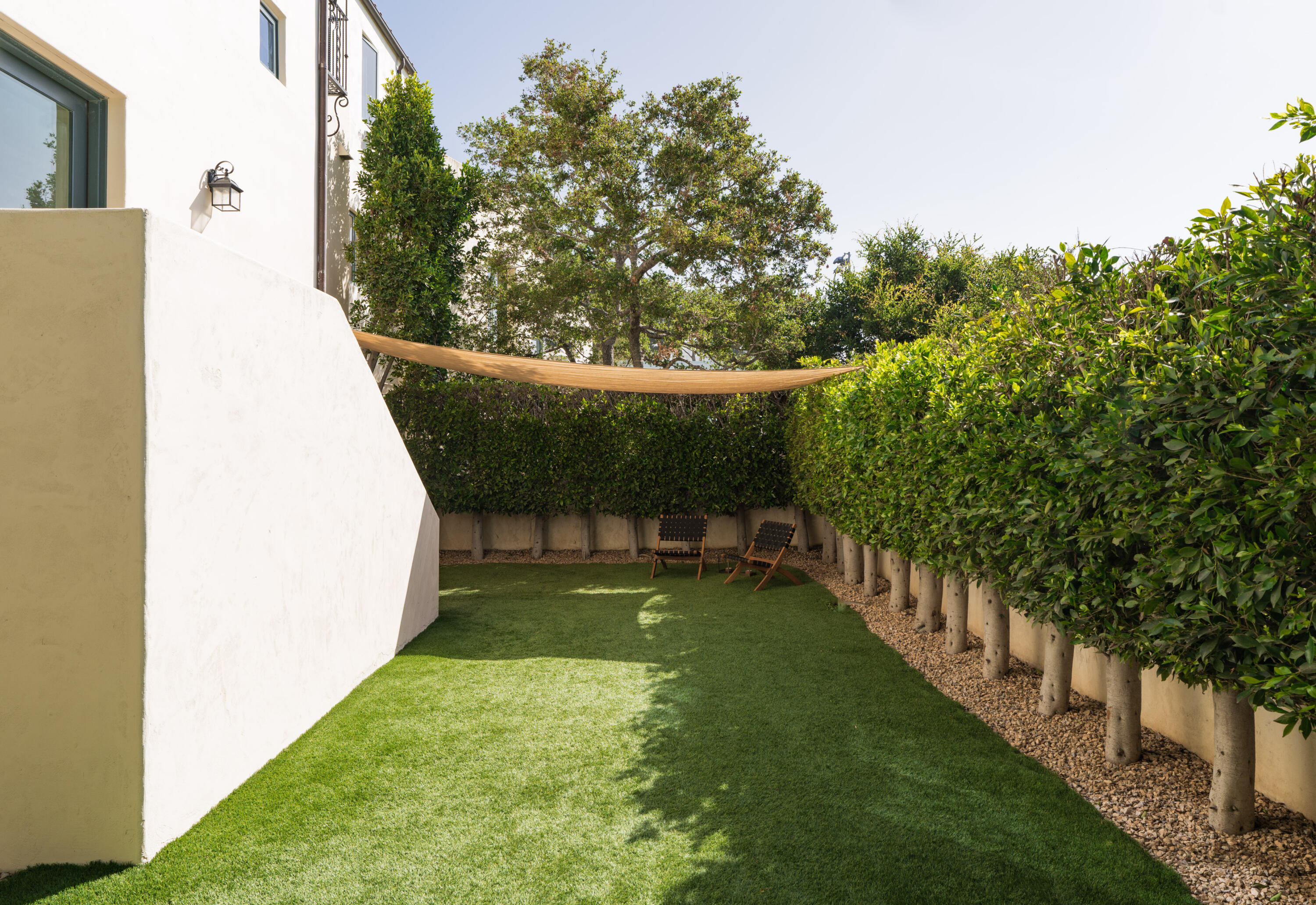 1011 Rinconada Road, Unit G Santa Barbara, CA 93101 - Photo 25 of 31 a view of a backyard with swimming pool