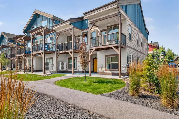 $565,999 | 200 Broken Pine Lane, McCall, ID 83638