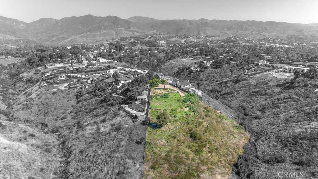 6771 Wandermere Road Malibu, CA 90265 - Photo 8 of 10 Gallery Image 8