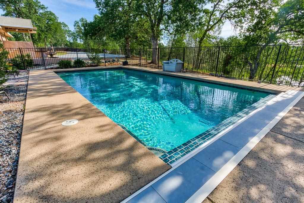 9682 Winegar Road Redding, CA 96003 - Photo 14 of 32 Gallery Image 14