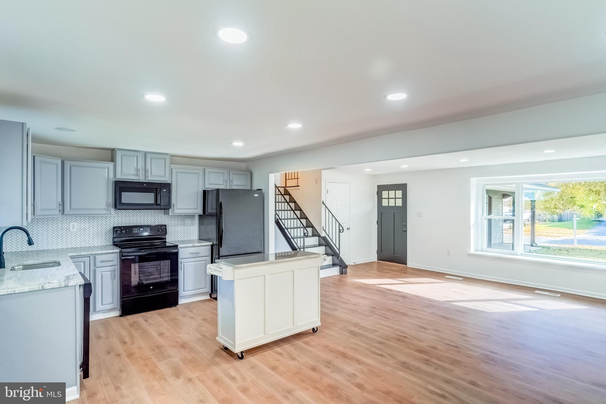 5936 Michael Road Waldorf, MD 20601 - Photo 5 of 28