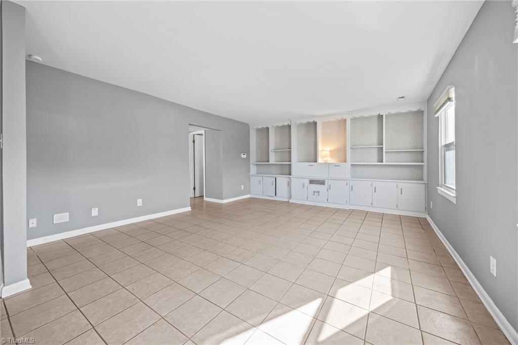 5723 Bramblegate Road, Unit A Greensboro, NC 27409 - Photo 11 of 43 Gallery Image 11