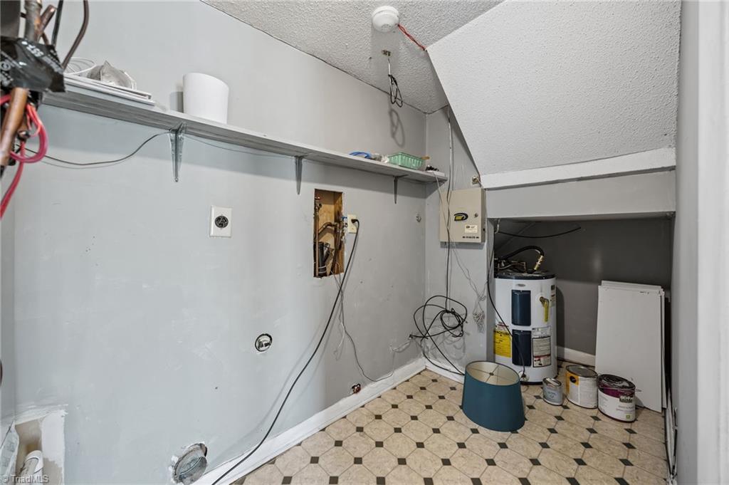 5723 Bramblegate Road, Unit A Greensboro, NC 27409 - Photo 21 of 43 Gallery Image 21