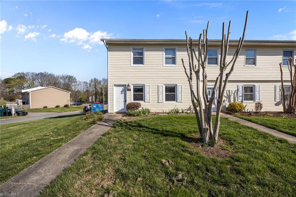 5723 Bramblegate Road, Unit A Greensboro, NC 27409 - Photo 3 of 43 Gallery Image 3