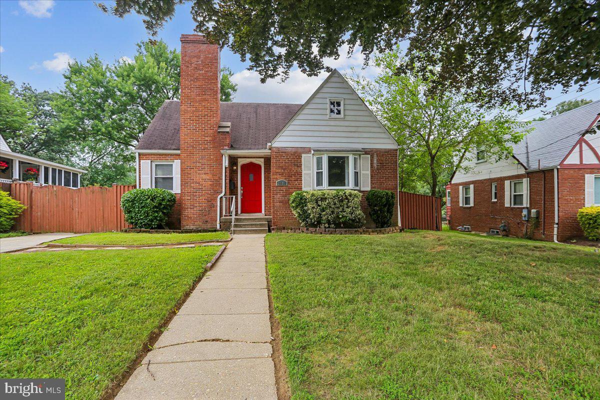 2806 Hardy Avenue Silver Spring, MD 20902 - Photo 1 of 29