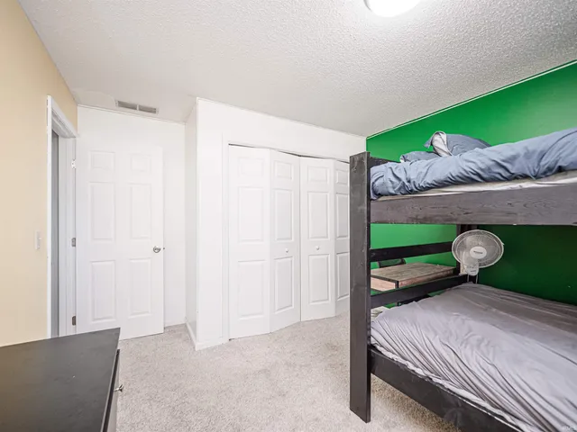 $289,900 | 4621 Meadow Lane, Wadesville, IN 47638