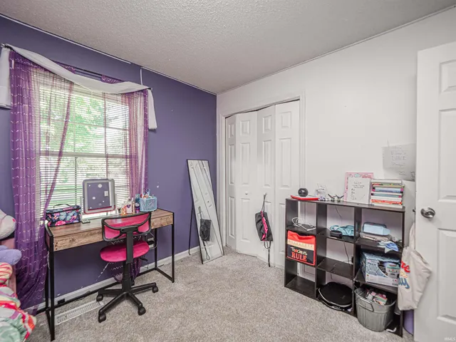 $289,900 | 4621 Meadow Lane, Wadesville, IN 47638