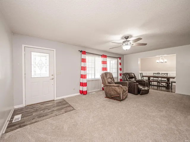 $289,900 | 4621 Meadow Lane, Wadesville, IN 47638