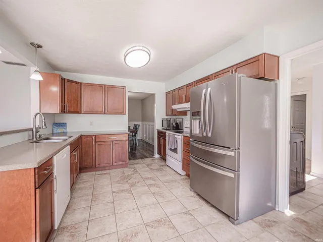 $289,900 | 4621 Meadow Lane, Wadesville, IN 47638