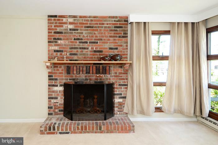 503 Freys Road Edgewood, MD 21040 - Photo 14 of 27 Family Room