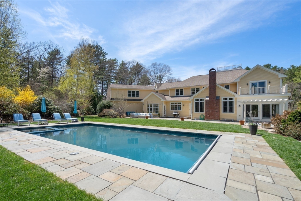 58 Pine Street Dover, MA 02030 - Photo 33 of 40