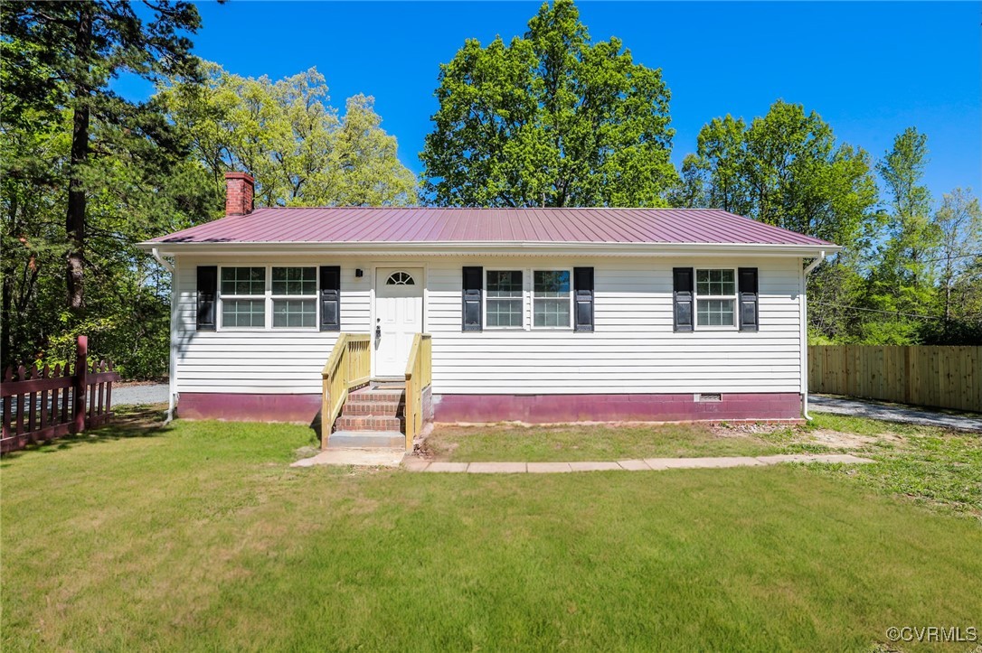 13077 Oral Oaks Road Victoria, VA 23974 - Photo 2 of 34 a view of a house with a backyard