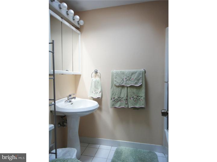 11740 Telfair Road Philadelphia, PA 19154 - Photo 16 of 20 Gallery Image 16