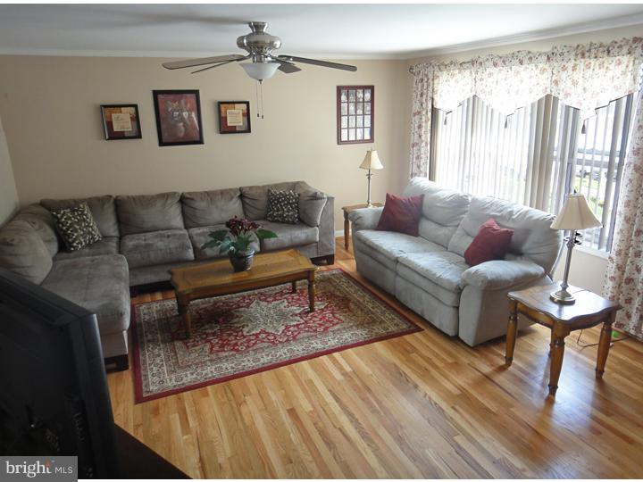 11740 Telfair Road Philadelphia, PA 19154 - Photo 4 of 20 Gallery Image 4