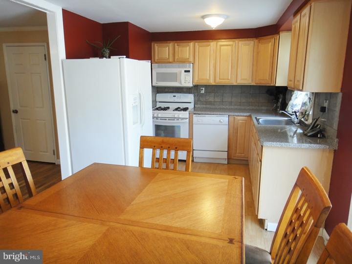 11740 Telfair Road Philadelphia, PA 19154 - Photo 9 of 20 Gallery Image 9